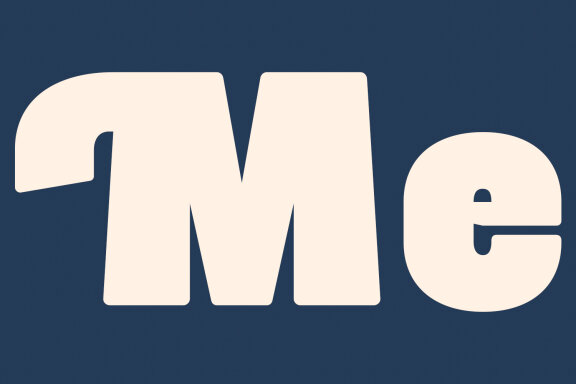 Mackley Sans Serif Display Font