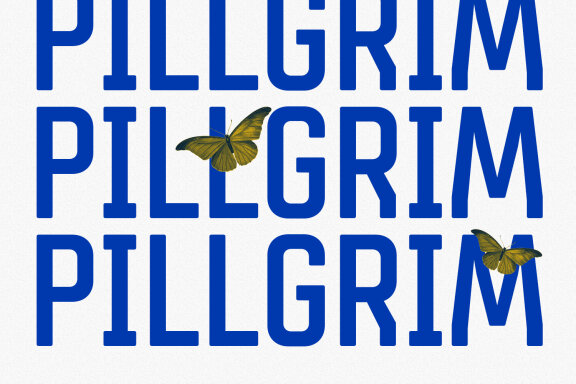 Aglesko Square Condensed Display Font