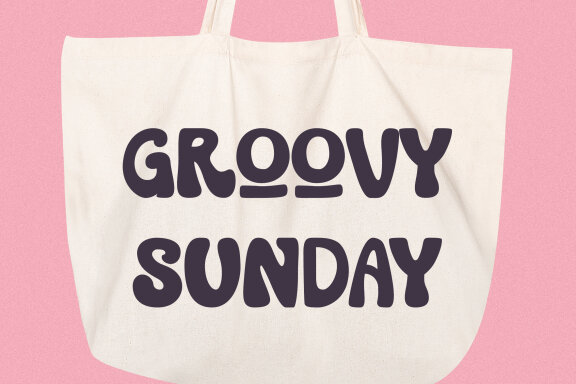 Sunday Milk - Groovy Display font