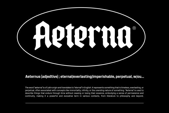 Chariot - Organic Blackletter