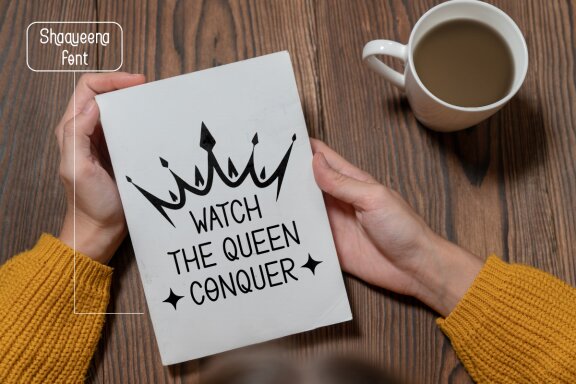 Shaqueena - Cute Display Font