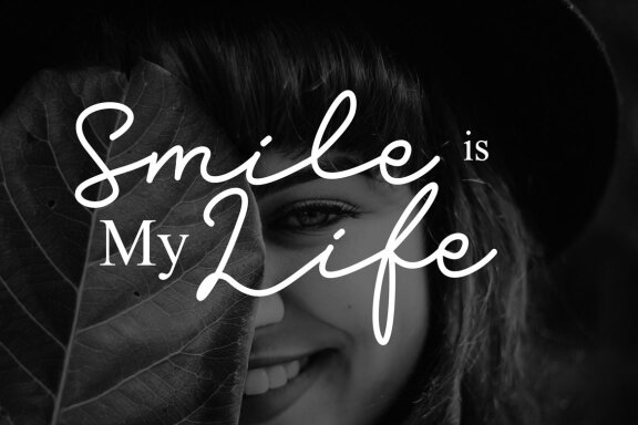 Candia – Handwritten Sript Font