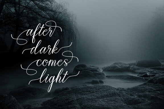 Canden Script Font