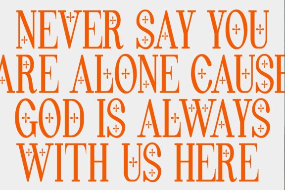 Pheromone Ultimate | Modern Classic Serif