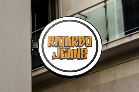 Noorich Cheerful Display Font