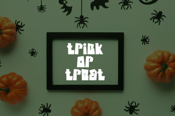 Flemigos Halloween Display Font