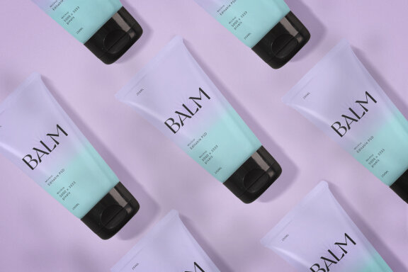 Beauty Product 3D Render - 4 Mockups
