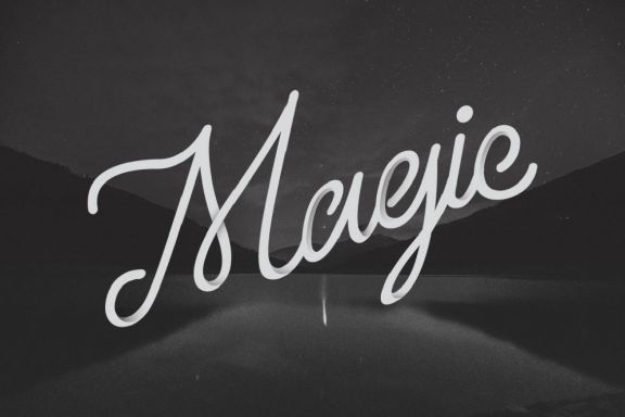 Larquette Typeface
