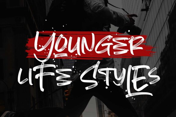 Monster Grande Brush Font
