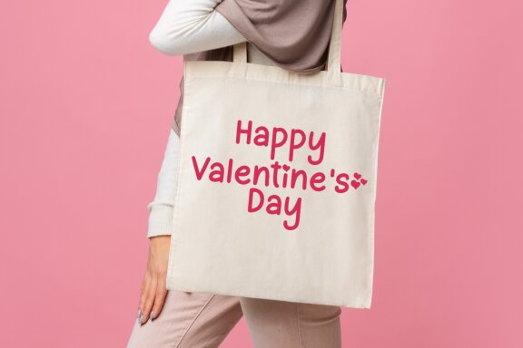 Valentine Cupcake FREE Font