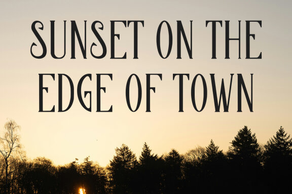 Lethiqs Serif Display Font