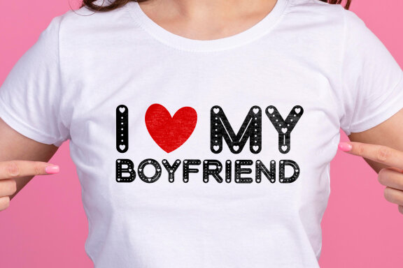 Be Mine Decorative Font