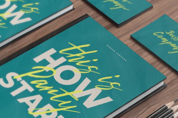 Palmia Startos | Retro Brush Script