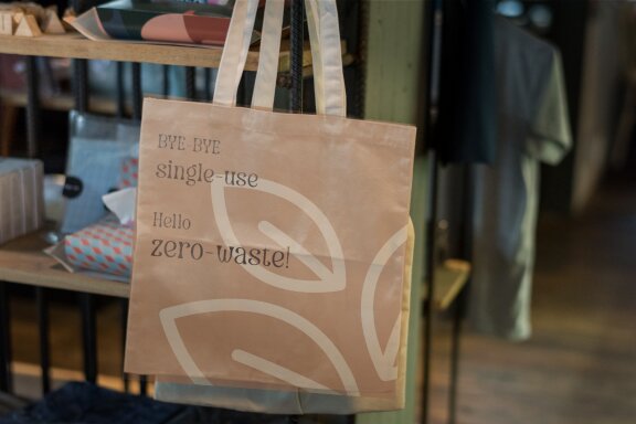 Dearshy Haislein | Slab Serif Font