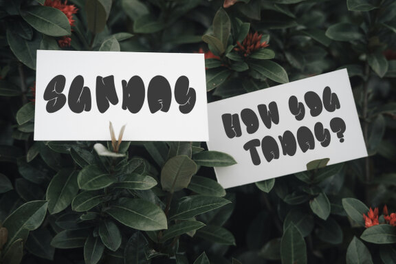 Liztoo Graffiti Bubble FREE Font