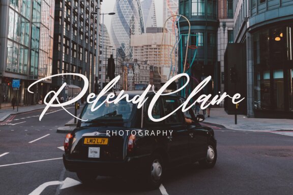 Prologie Signature Font