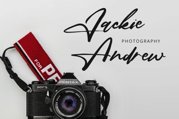 Prologie Signature Font