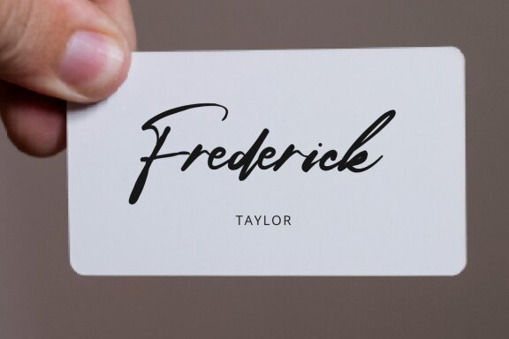 Prologie Signature Font
