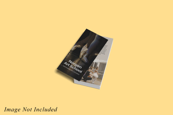 Minimalist DL Flyer Brochure Mockup
