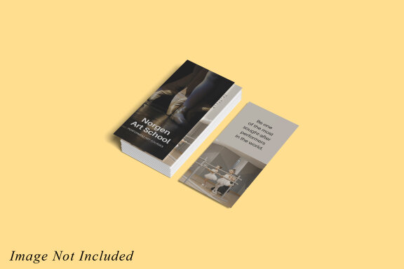 Minimalist DL Flyer Brochure Mockup