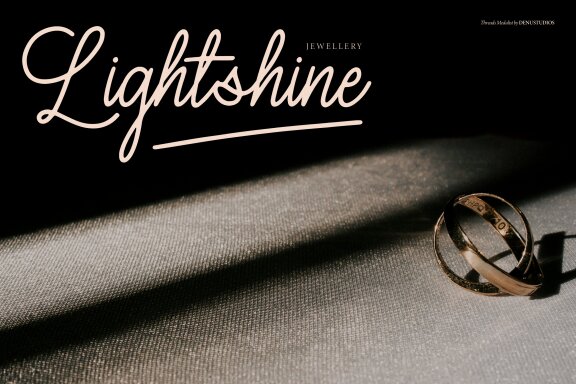 Threads Medalist | Handwritten Script