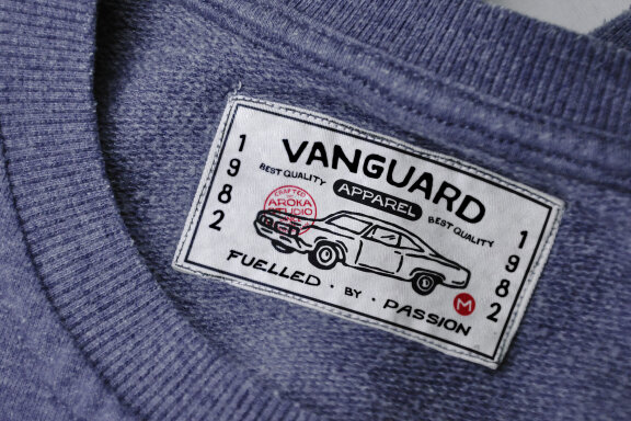 DAVO - VINTAGE HAND DRAWN TYPEFACE
