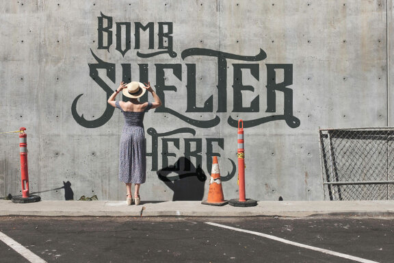 Shelter Vintage Label Font