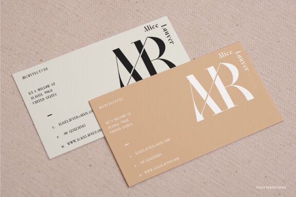 Fiably Manor | Modern Display Serif