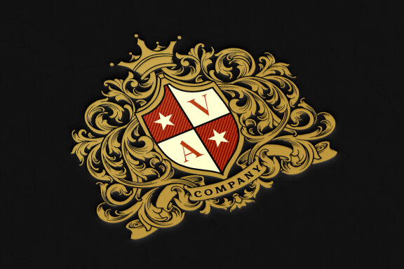 Kingdom Luxury classic victorian badge ornament
