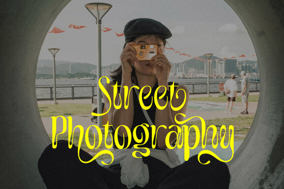 Amribail Groovy Retro Font