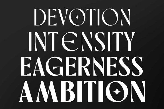 Rovaney – Fancy Font Family